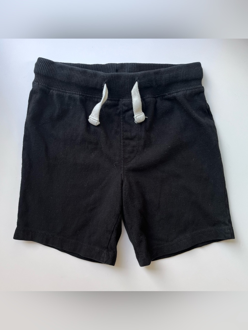 2/$10 OLD NAVY Toddler boys shorts 3T